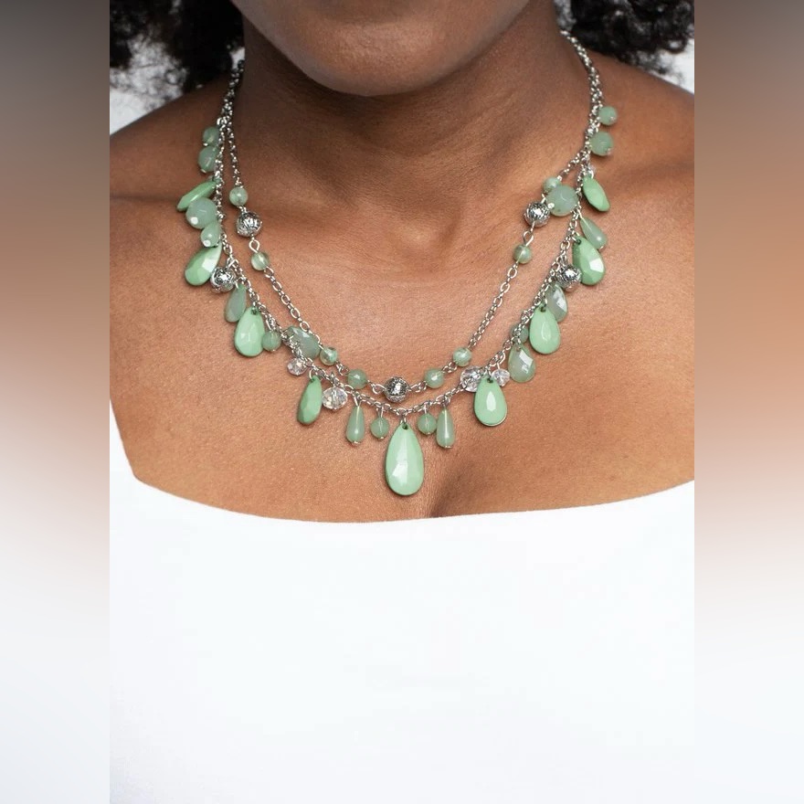Paparazzi Mint Green And Silver Necklace